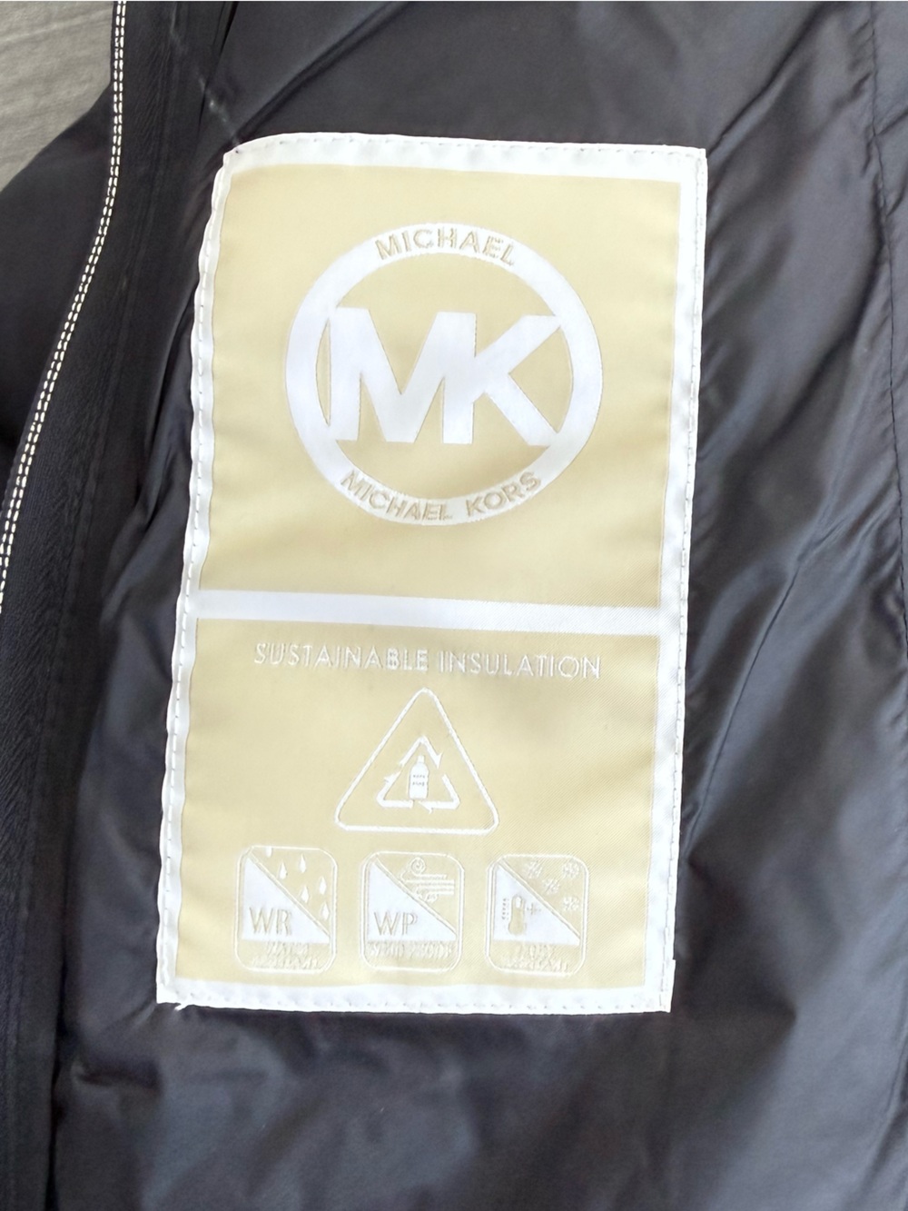 Michael Kors Packable Puffer Jacket Black Quilted Gold Hardware Size S Fitted - Picture 11 of 16